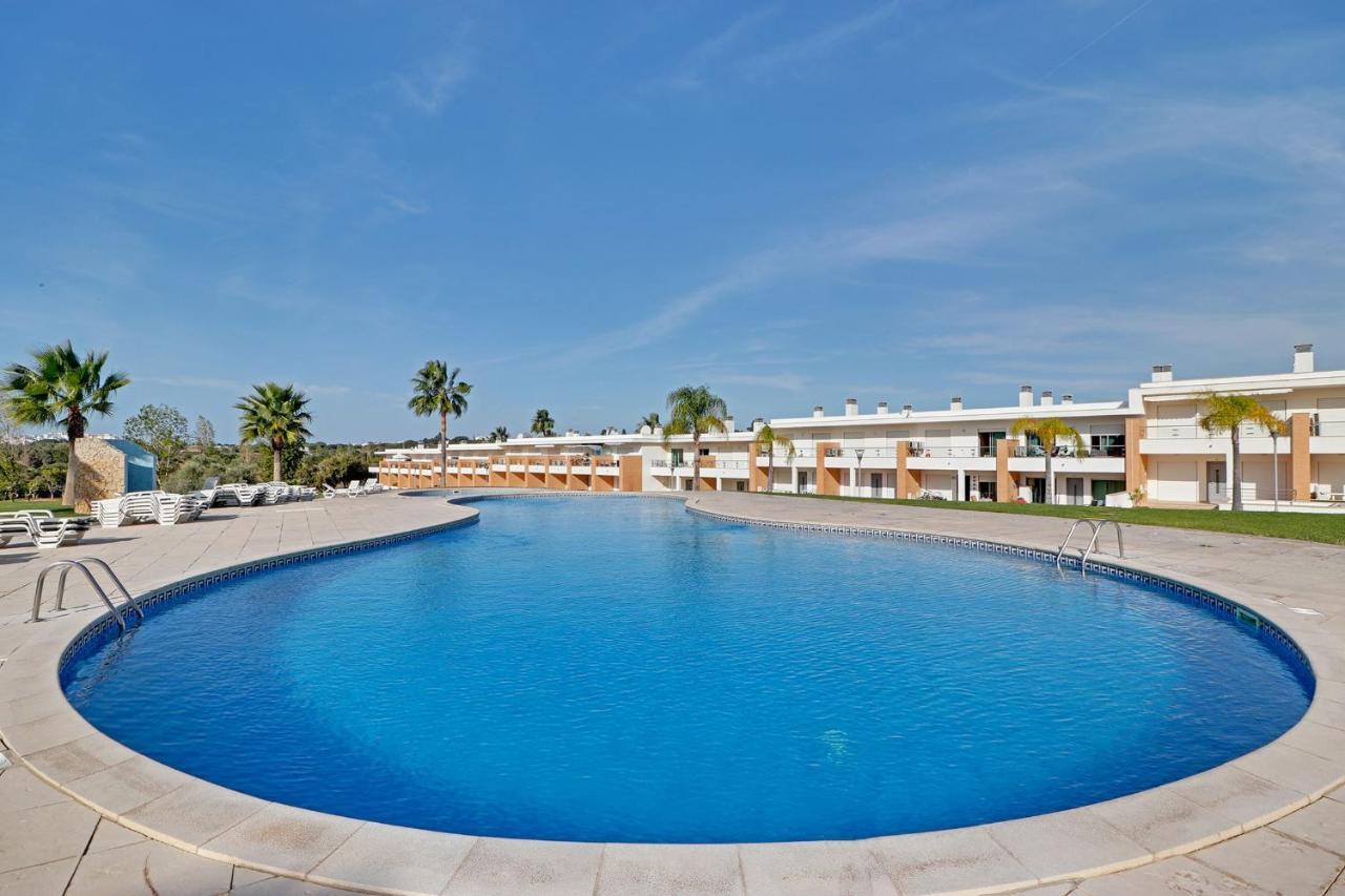 Albufeira Garden Villa With Pool By Homing Buitenkant foto