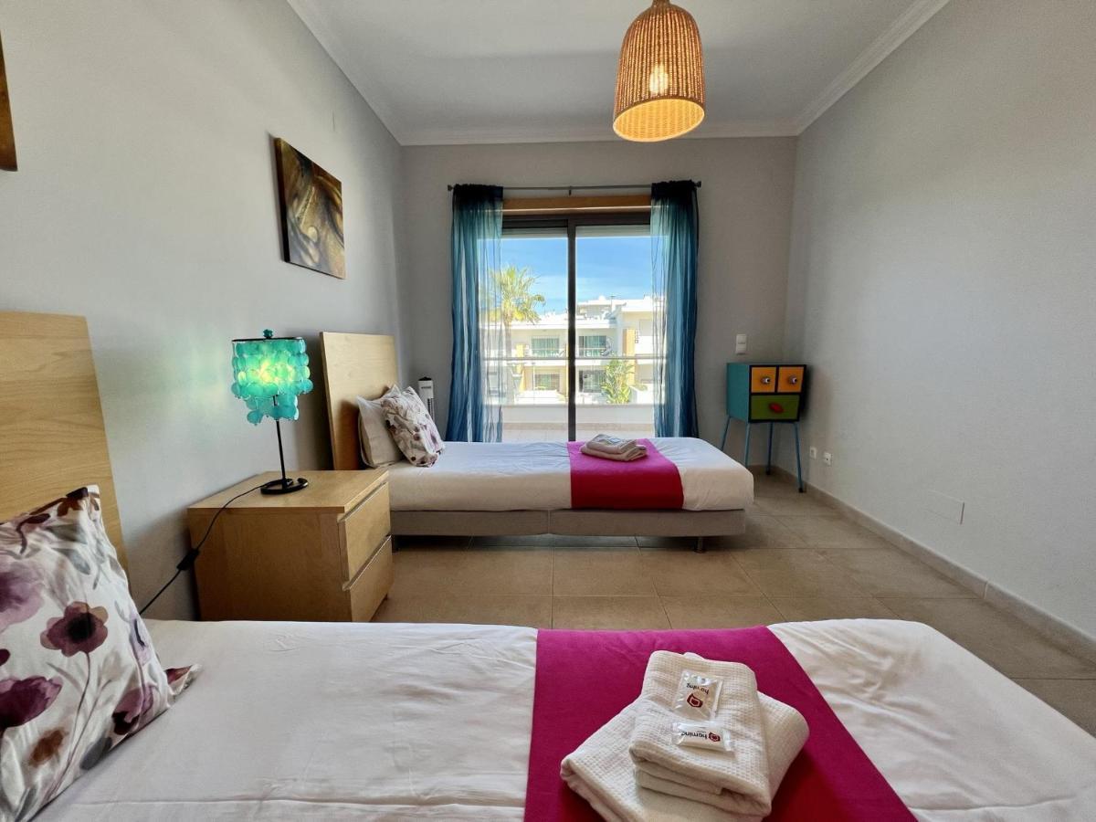 Albufeira Garden Villa With Pool By Homing Buitenkant foto
