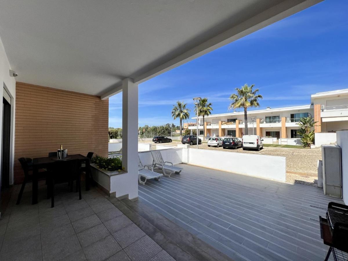 Albufeira Garden Villa With Pool By Homing Buitenkant foto